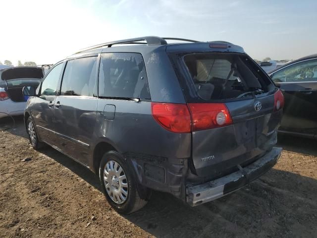 2009 Toyota Sienna CE