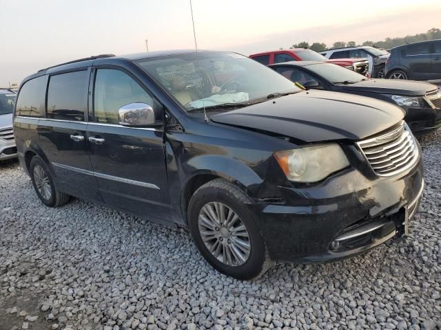 2014 Chrysler Town & Country Touring L