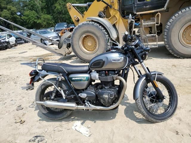 2022 Triumph Bonneville T100