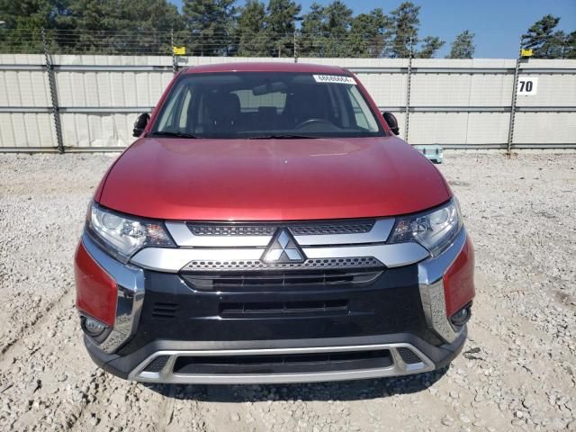 2019 Mitsubishi Outlander SE