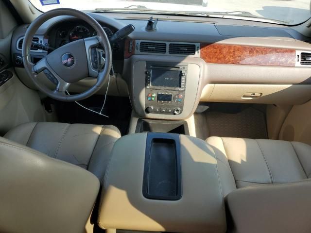 2011 GMC Yukon XL C1500 SLT