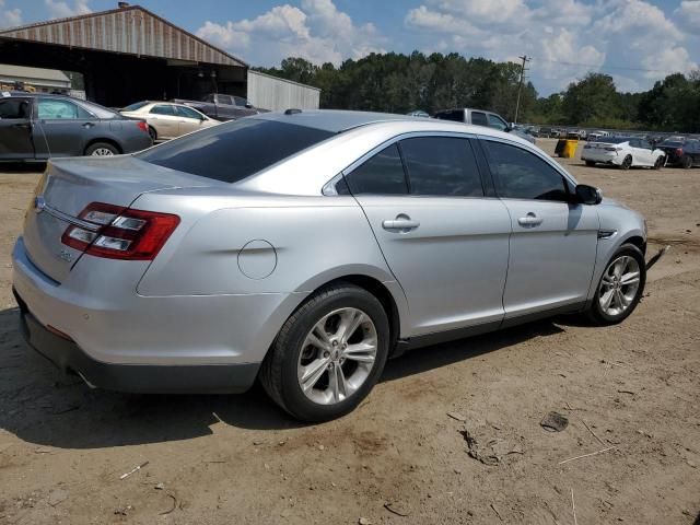 2018 Ford Taurus SEL