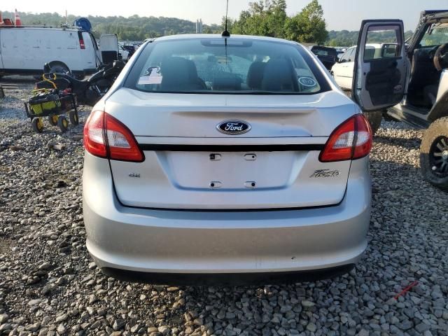 2013 Ford Fiesta SE