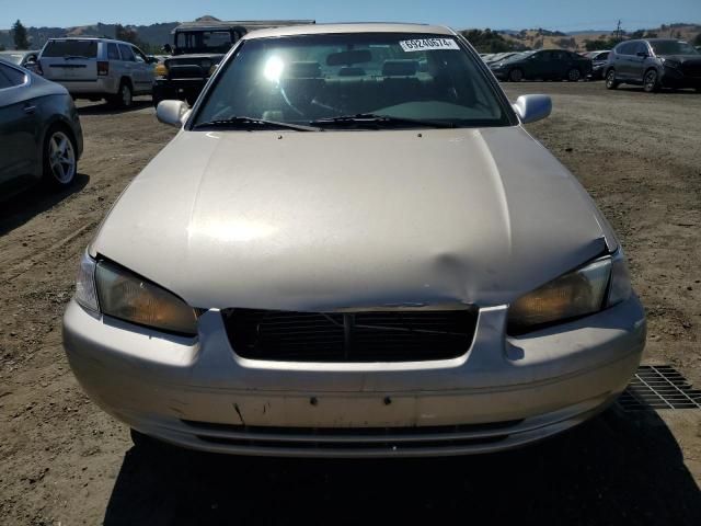 1999 Toyota Camry LE