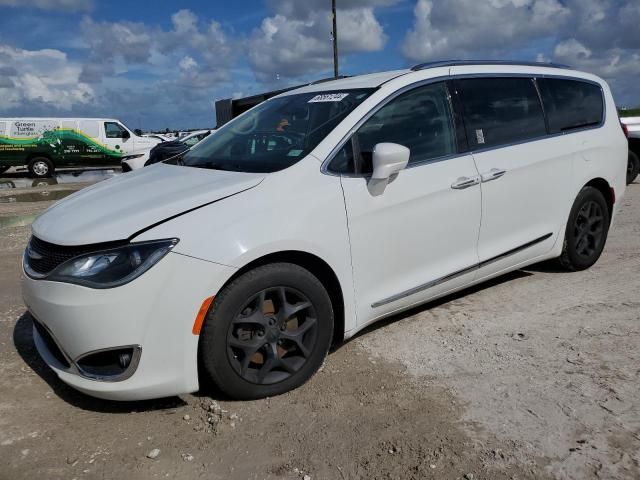 2017 Chrysler Pacifica Touring L Plus