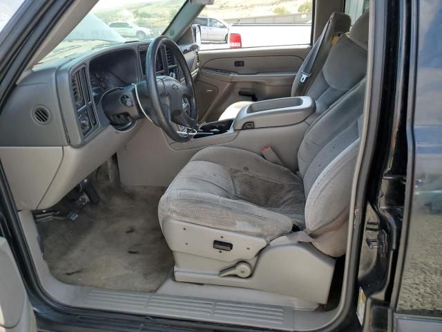 2004 Chevrolet Suburban C1500