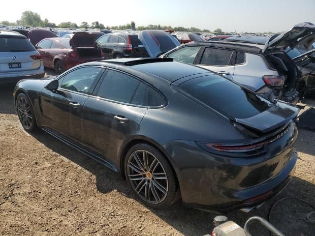 2017 Porsche Panamera 4S