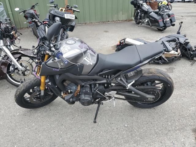 2015 Yamaha FZ09