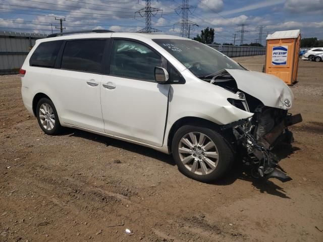 2013 Toyota Sienna XLE