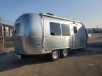 2005 Airstream Camper