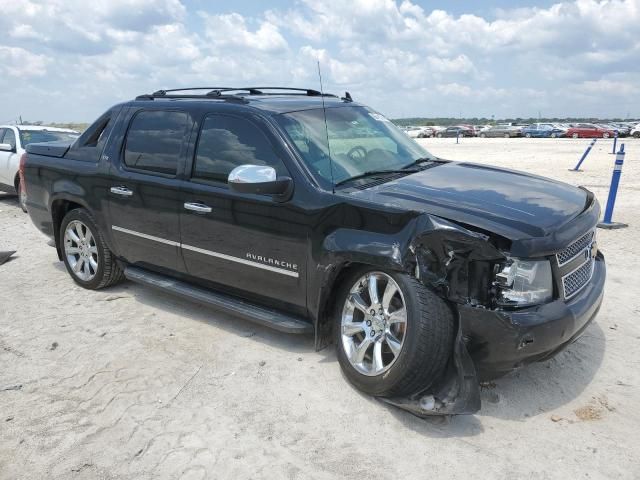 2011 Chevrolet Avalanche LTZ