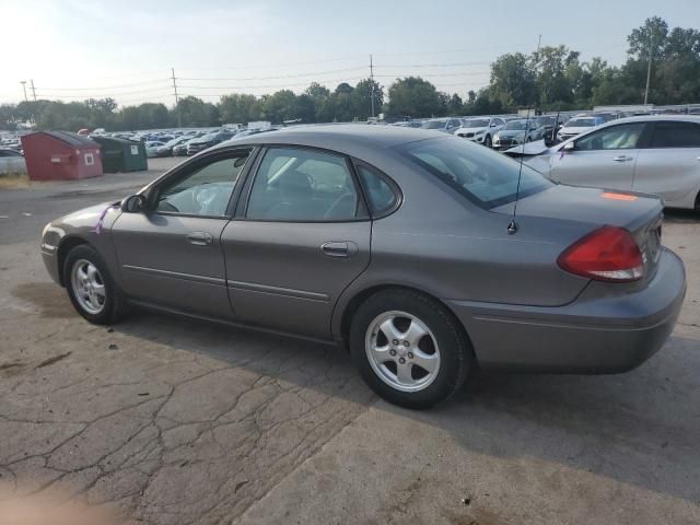 2005 Ford Taurus SE