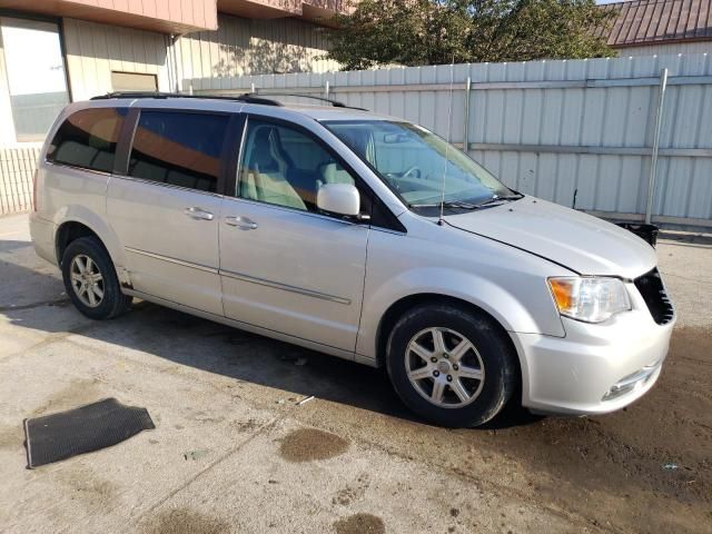 2010 Chrysler Town & Country Touring