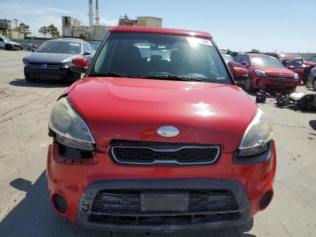 2013 KIA Soul +