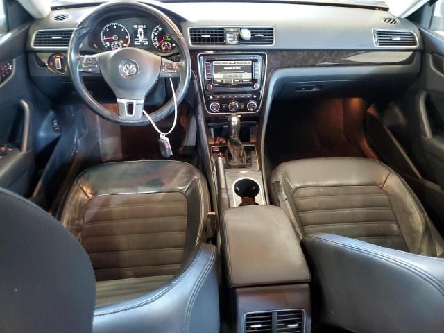 2014 Volkswagen Passat SEL