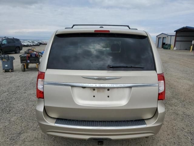 2012 Chrysler Town & Country Touring