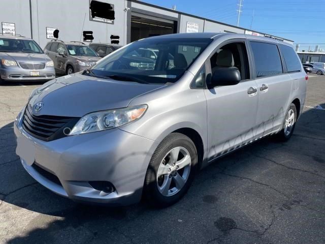 2011 Toyota Sienna