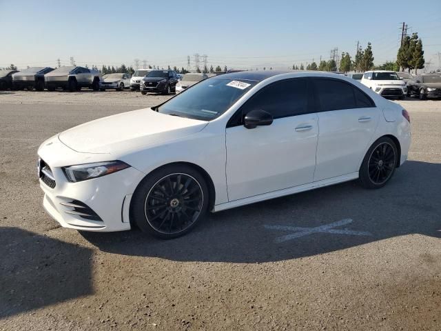 2019 Mercedes-Benz A 220