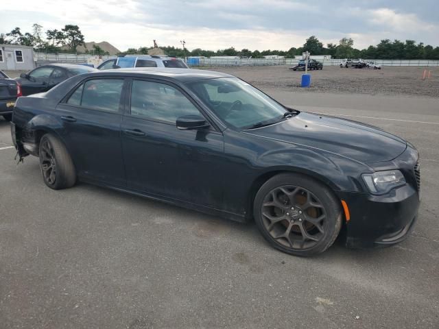 2016 Chrysler 300 S