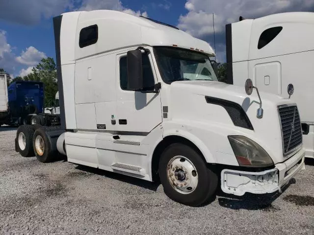 2012 Volvo VN VNL