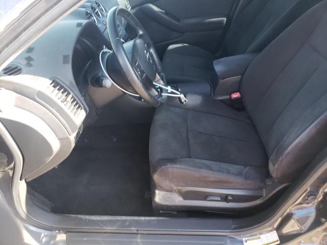 2010 Nissan Altima Base