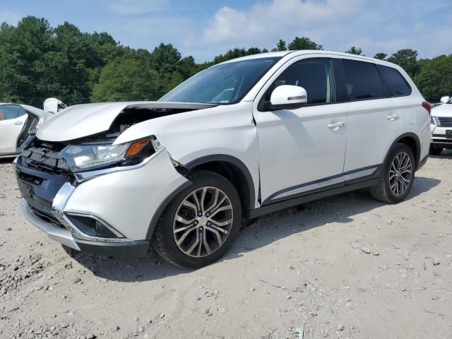 2017 Mitsubishi Outlander SE