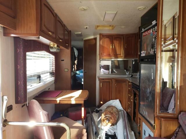 1995 Winnebago 1995 Chevrolet P30