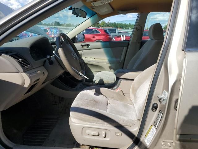 2004 Toyota Camry LE