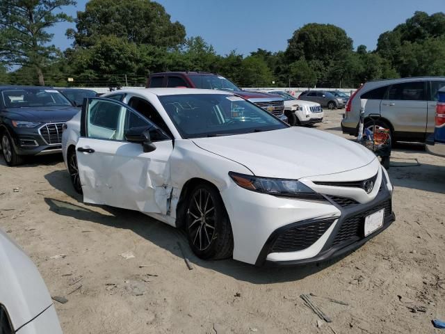 2021 Toyota Camry SE