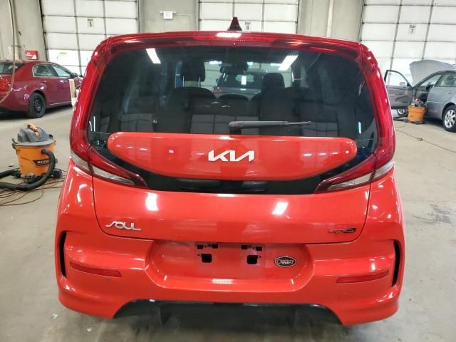 2022 KIA Soul GT Line