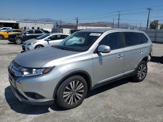 2019 Mitsubishi Outlander SE