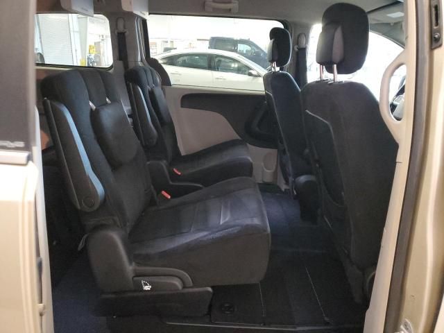 2012 Chrysler Town & Country Touring