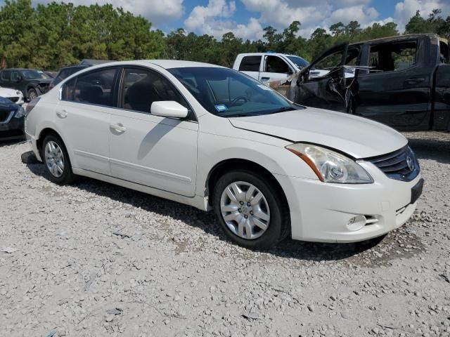 2010 Nissan Altima Base