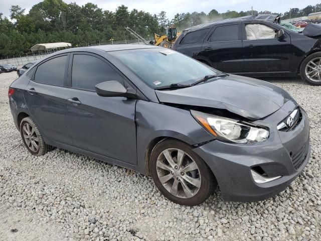 2012 Hyundai Accent GLS