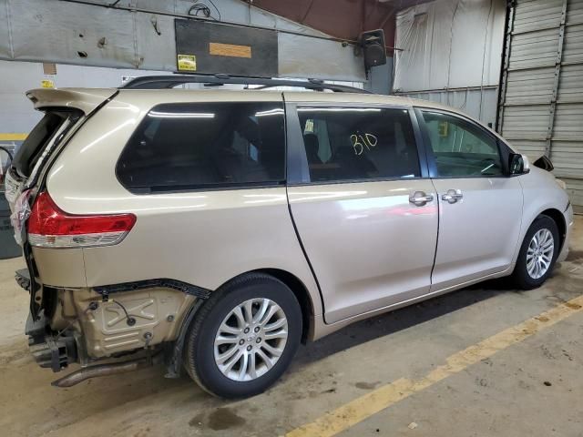 2011 Toyota Sienna XLE