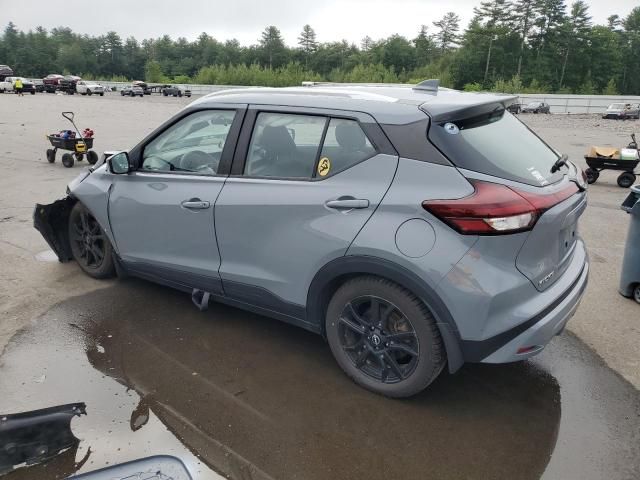 2022 Nissan Kicks SV