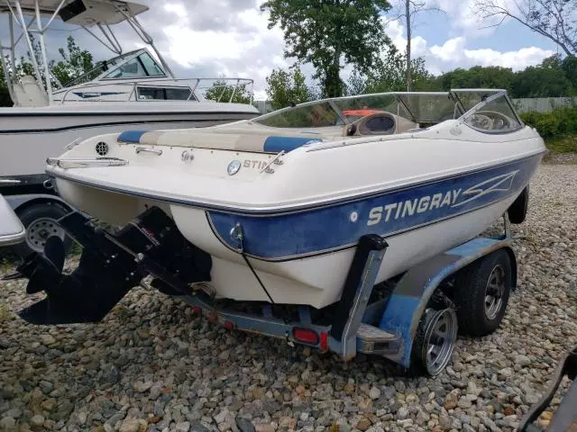 1998 Stingray Boat