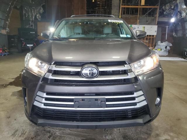 2018 Toyota Highlander LE