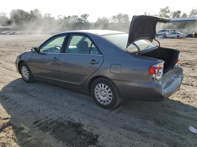 2005 Toyota Camry LE