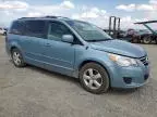 2009 Volkswagen Routan SE