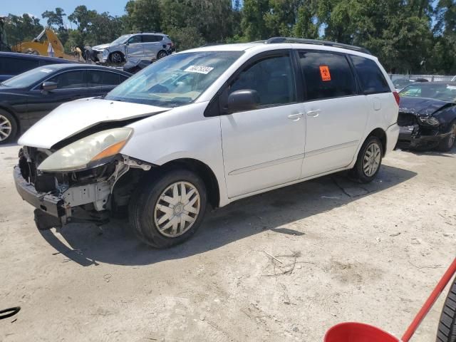 2007 Toyota Sienna CE