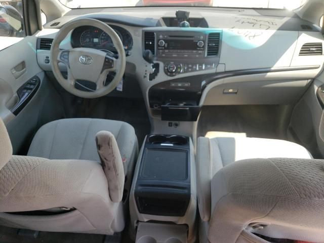 2014 Toyota Sienna LE