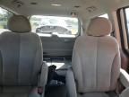 2011 KIA Sedona LX