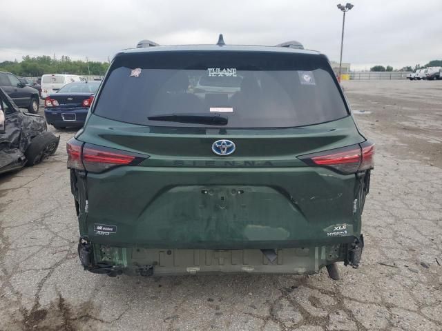 2021 Toyota Sienna XLE