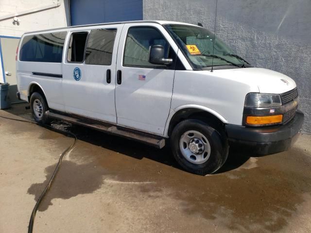 2022 Chevrolet Express G3500 LS