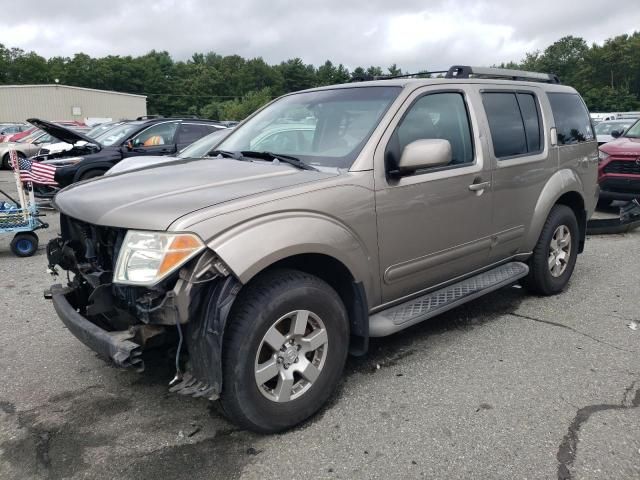 2005 Nissan Pathfinder LE