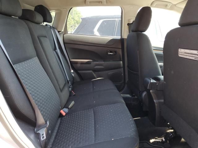 2011 Mitsubishi Outlander Sport SE