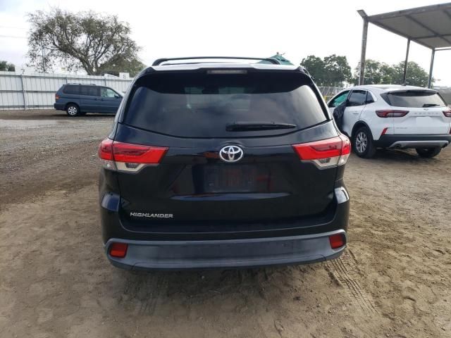 2018 Toyota Highlander LE