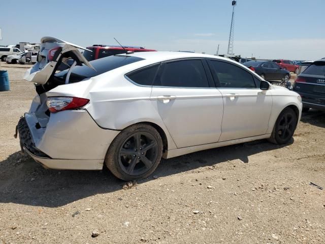 2016 Ford Fusion SE