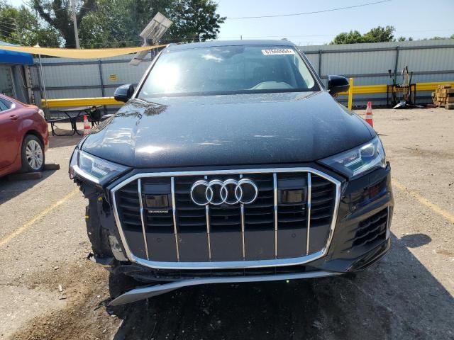 2022 Audi Q7 Premium Plus